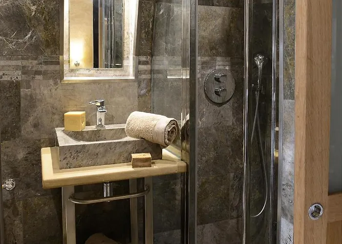 Au Coeur Du Village De * לוצ'יאנה