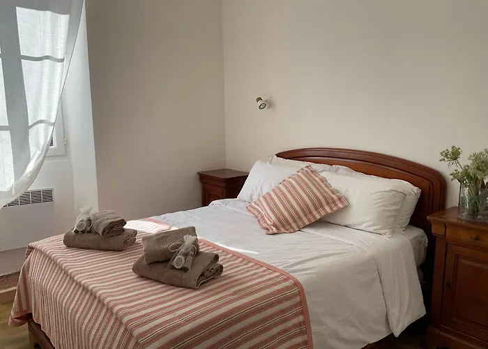 Au Coeur Du Village De לוצ'יאנה